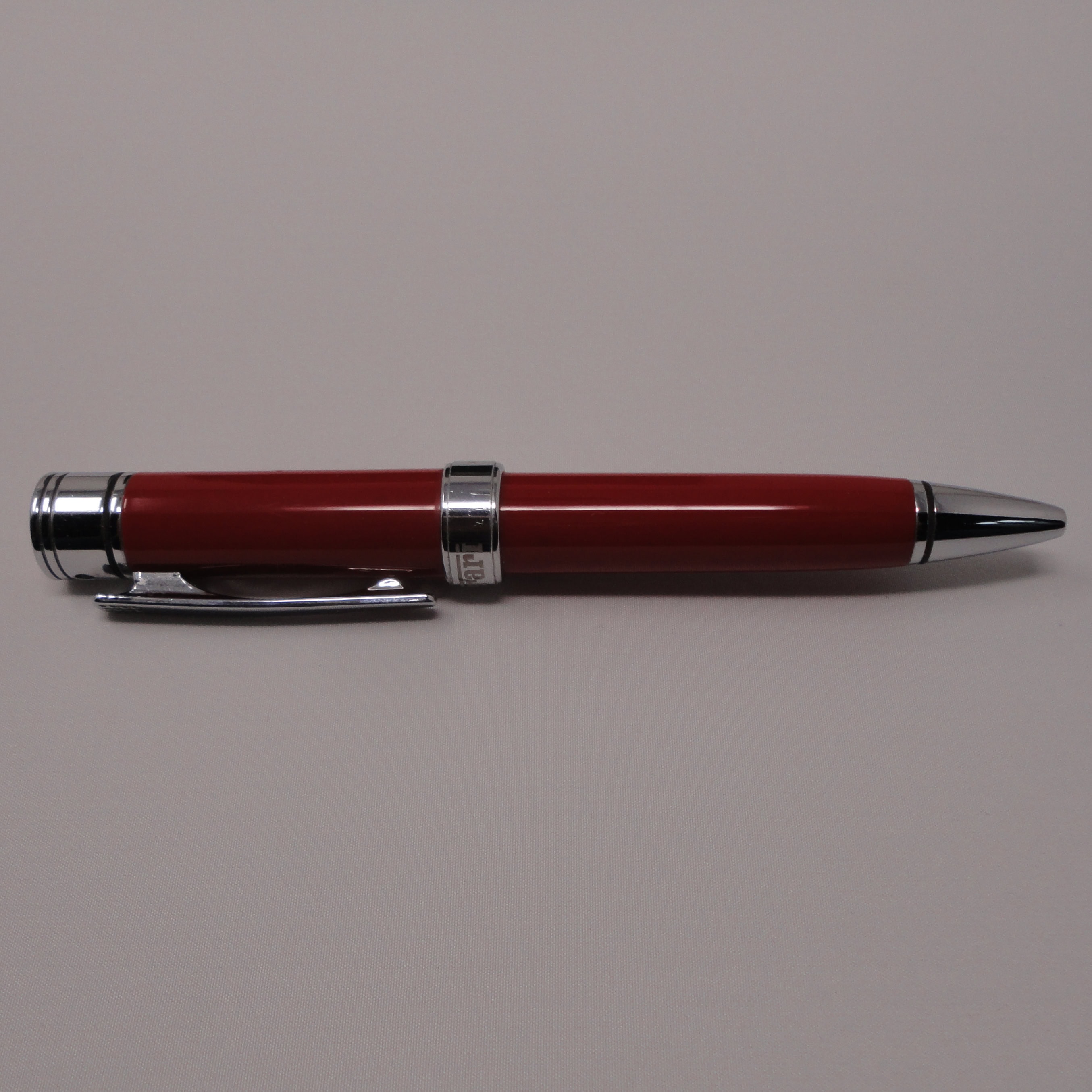 Stylo Bille Ferrari Fiorano - Acier Gris Recharge Fournie - Comme Neuf Occasion